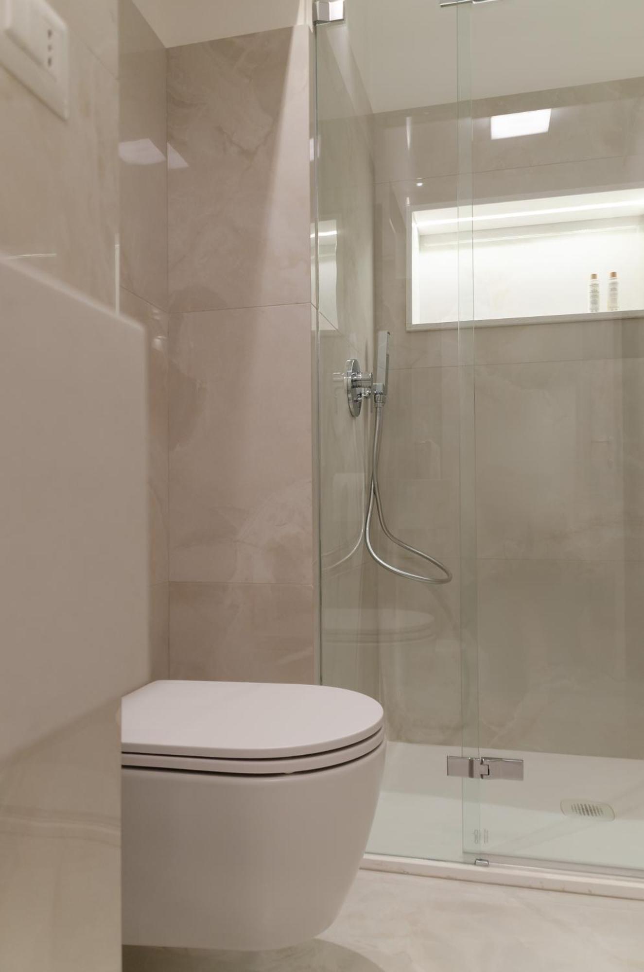 Apulialux - San Lorenzo Luxury Apartment Con Jacuzzi In Centro Brindisi Exterior foto